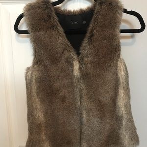 Aritzia Fur Vest *LIKE NEW